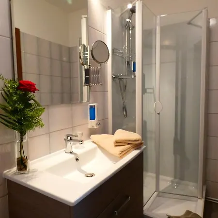 Schlossgartenpassage 3*