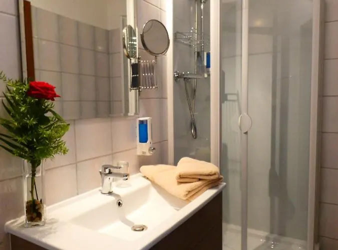 Schlossgartenpassage 3*